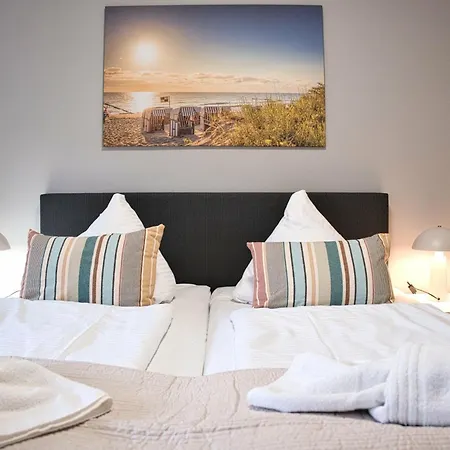 Doppelzimmer Zappelaal Mit Kueche By Pharus Appartement Koserow